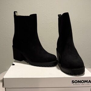 Sonoma Women's Elegant Black Heeled Boots